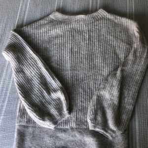 Biden M sweater Bubble Sleeves